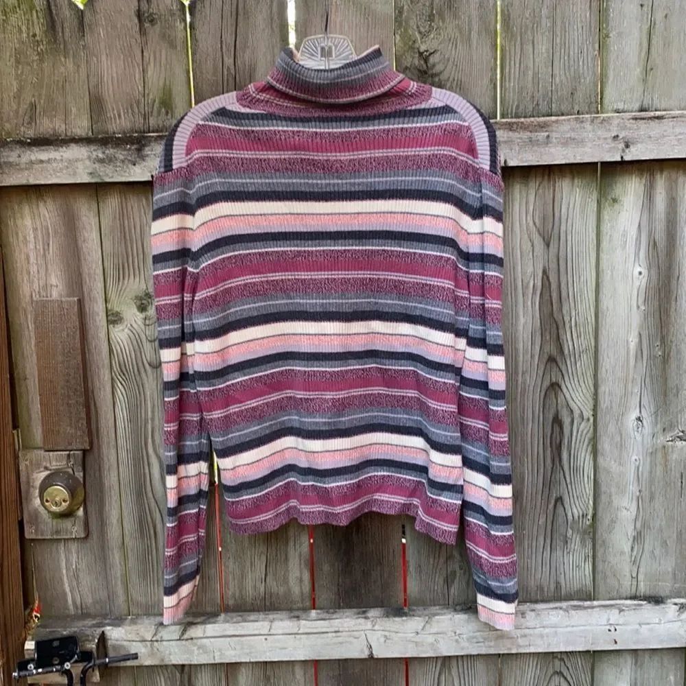 Valerie Stevens Turtleneck sz. L petite